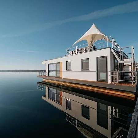 Floatinghouse Seeblick - Lp7 וטשאו